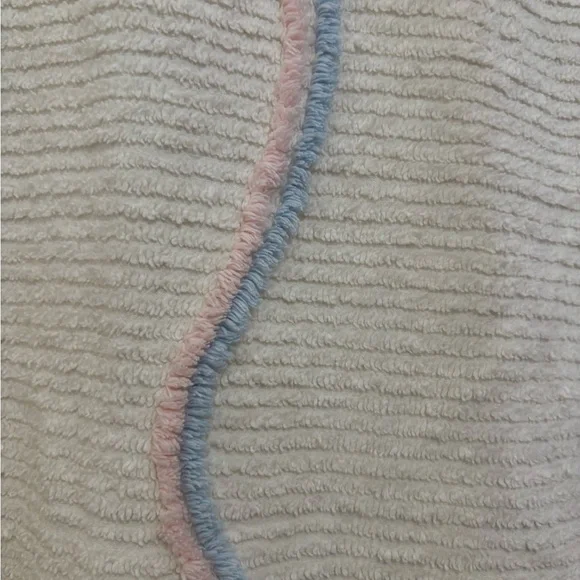 Vintage EUC chenille baby blanket/crib spread